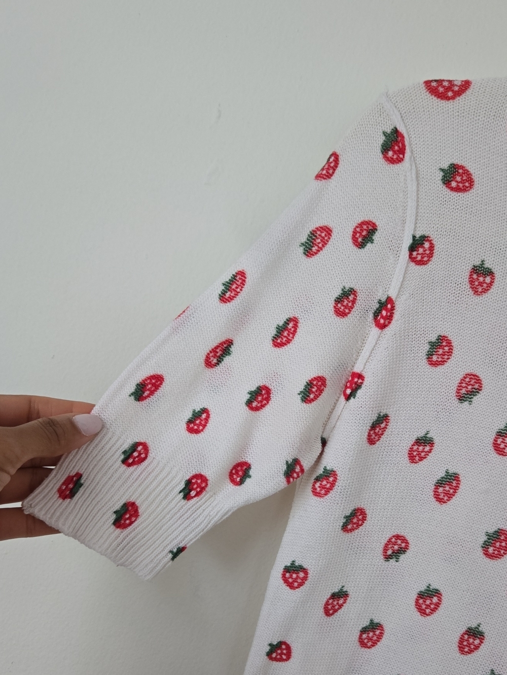 Cooperative Strawberry Print 100% Cotton Lightweight Knit Sweater Top Small - Picture 4 of 11